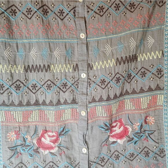 JOHNNY WAS 3J Workshop Bandit Blouse Collared Button Down - Size Medium - Picture 2 of 8